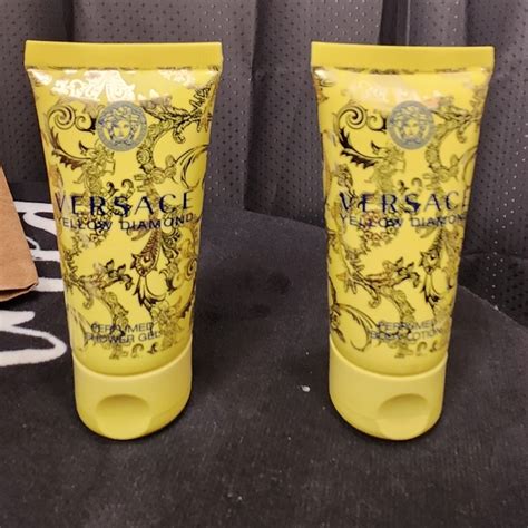 versace diamond noir prix|versace yellow diamond body wash.